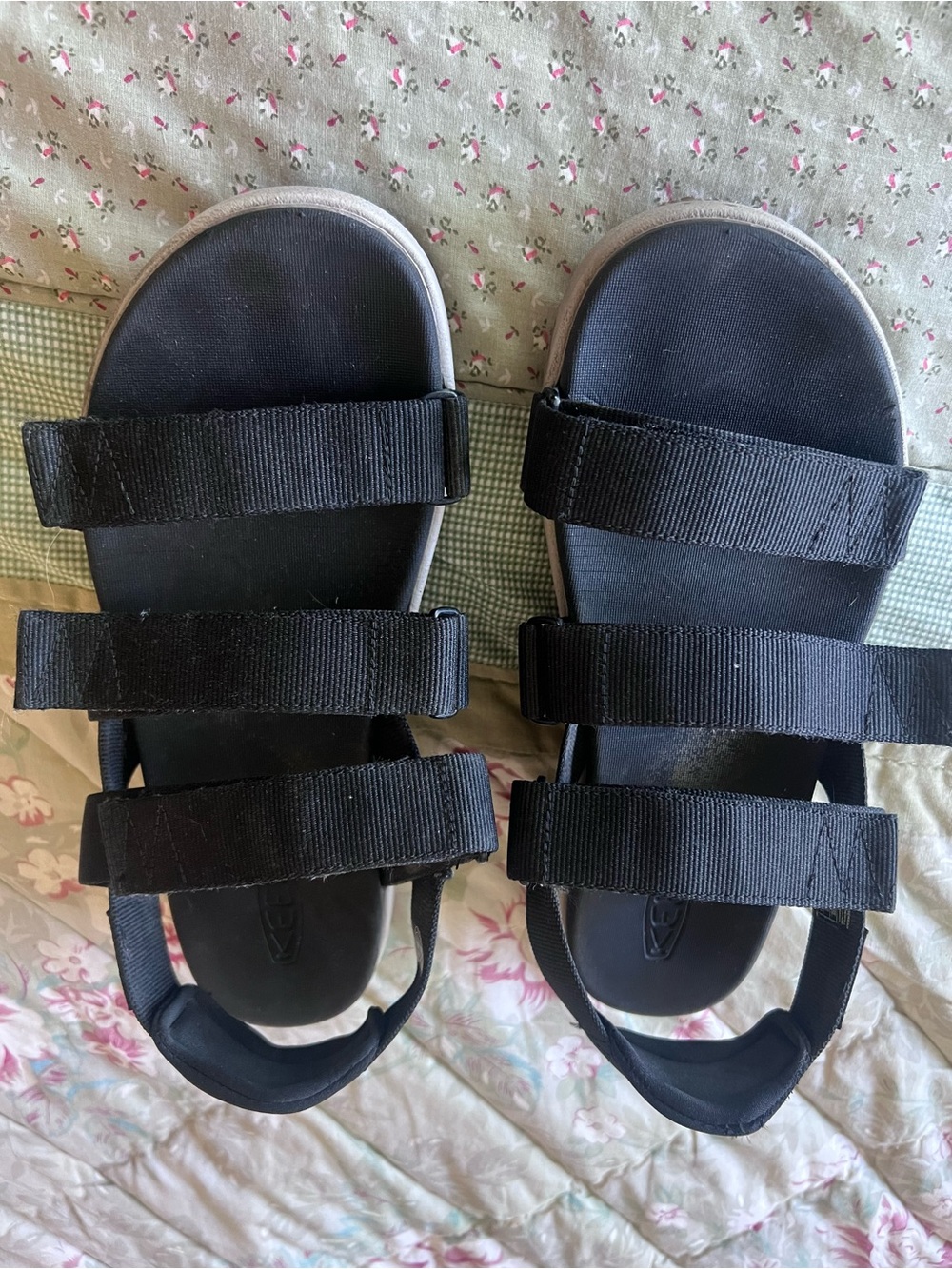 Keen Elle Strap Black Adjustable Strap Sandals